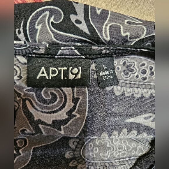 #185 APT 9 Black/White/Grey Paisley Design Beaded Neckline Tunic.sz. L - Picture 6 of 8